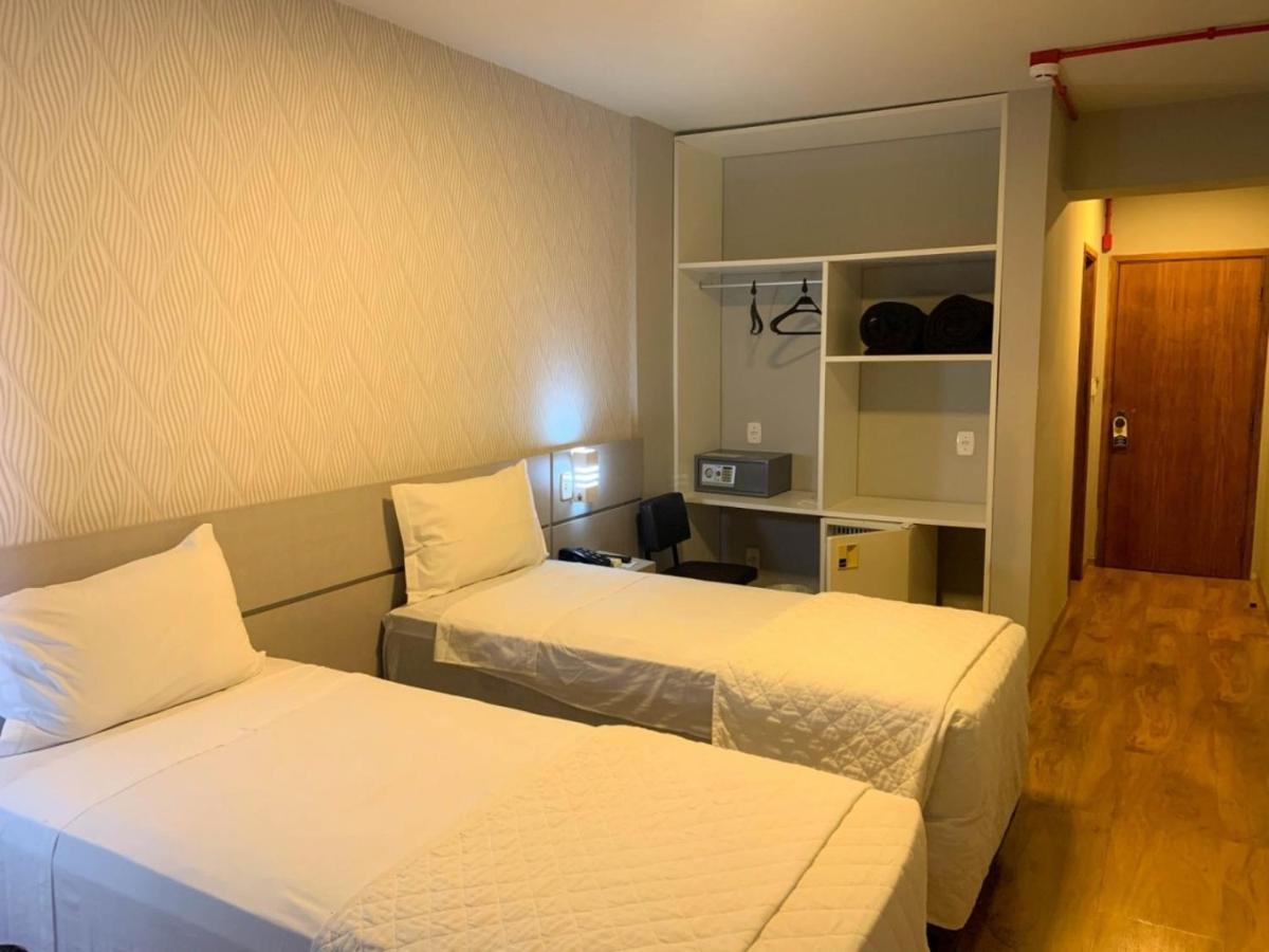 Hotel Verde Plaza Сантана-ду-Лівраменту Екстер'єр фото